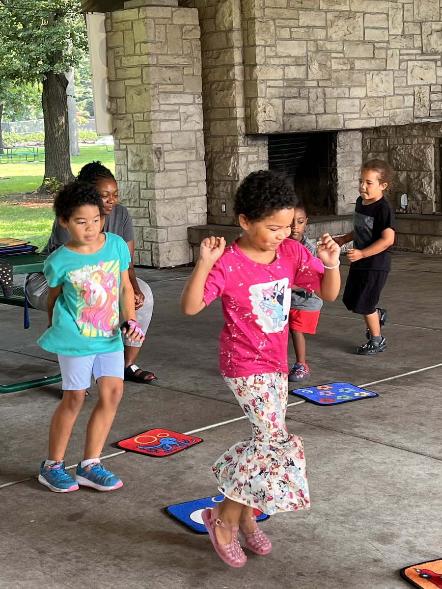 ReadForLiteracy's tweet photo. Wrapped up the final week of a very successful Early Literacy Camp! These kids are ready for the school year and are going to do great things ♥️📚🖍️ https://t.co/iLa4679wKK