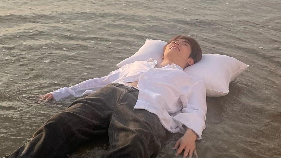 empathyoonoh's tweet photo. forever only                                  horizon https://t.co/yGUGgXQMi5