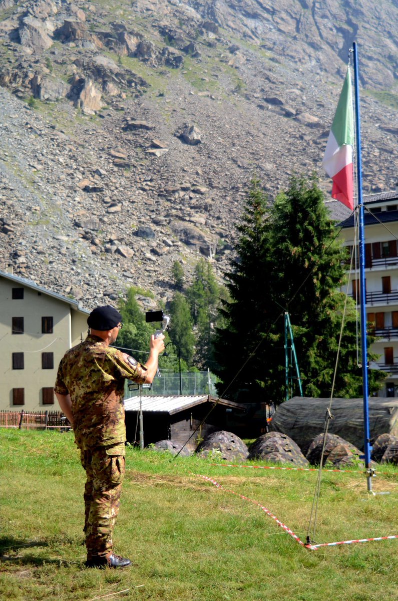corpomilitare's tweet photo. Il personale del #OrdinediMalta_CorpoMilitare ha fornito supporto al 3° Reggimento Alpini della Brigata Taurinense che ha condotto un addestramento al movimento in montagna presso le Valli di Lanzo. https://t.co/O5rHqEWf5K