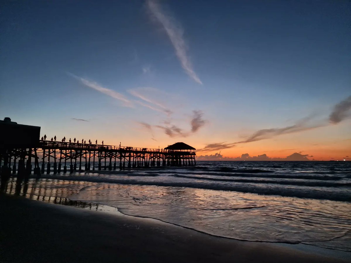 MichaelSnasdell's tweet photo. Ten of the best shots from this mornings sunrise run on Cocoa Beach. Blown away doesn't even start to explain it. 🤯🤯🤯😍🤩😍
Very little sleep from the launch 4 hours before, but so worth it. #totb #tenofthebest #florida #cocoabeach #sunrise #skyporn
https://t.co/xiZZF8C7i2 https://t.co/1Yqb8jDjgW