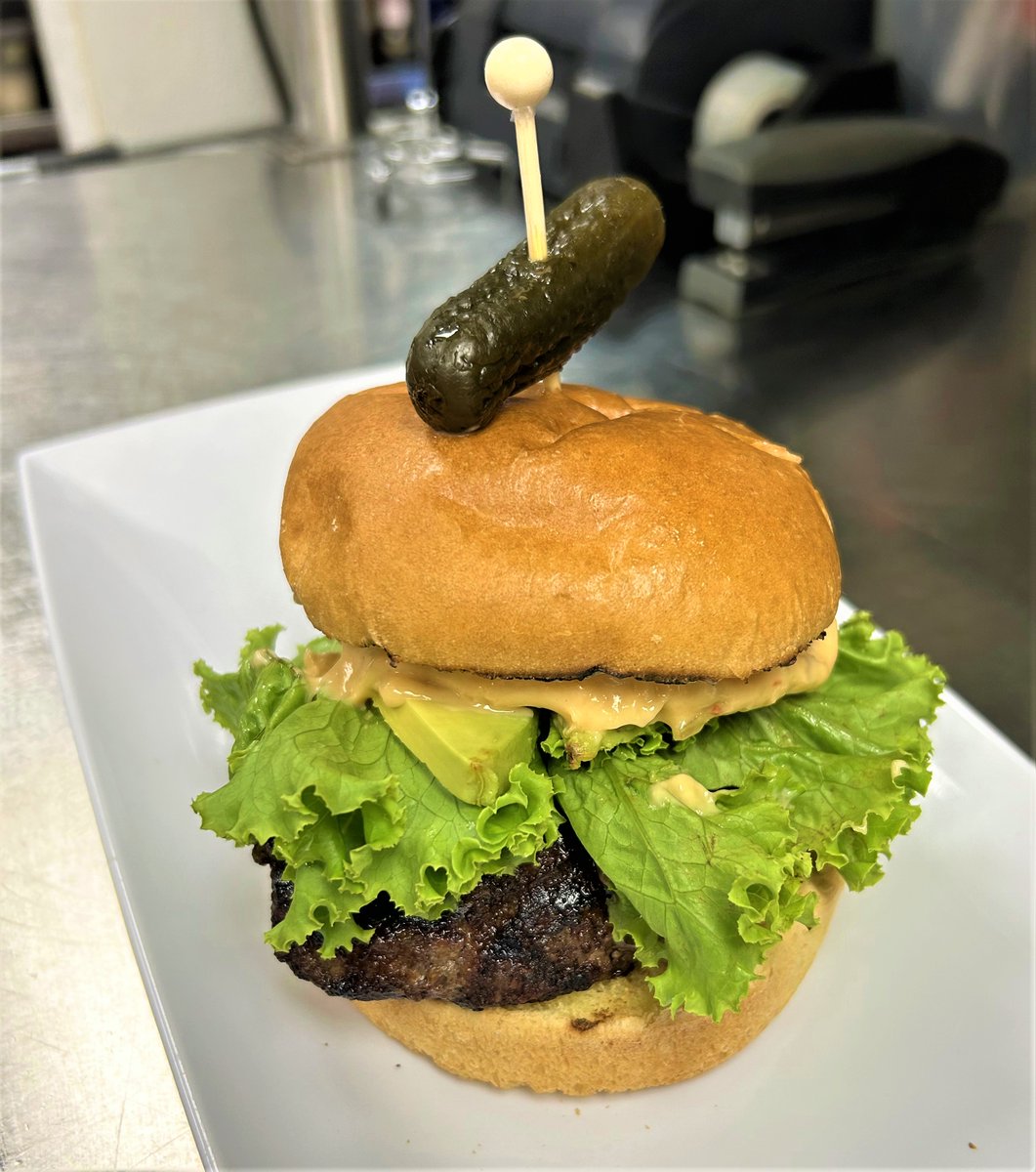 Mory's Association tweet media