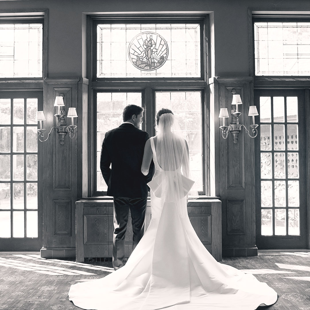 TheAmericanClub's tweet photo. Unforgettable Beginnings: Let your love story unfold at The American Club, where timeless weddings create cherished memories. π€
Learn more: https://t.co/CDfiw1Nka6
#DestinationKohler #WisconsinWedding #WeddingVenue #MidwestWeddings #WeddingSeason https://t.co/HNyjLkxEPT