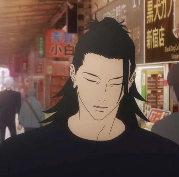 suguruhrs's tweet photo. i can’t believe they went through a divorce at 18. in front of a kfc https://t.co/r3DW57QE0C