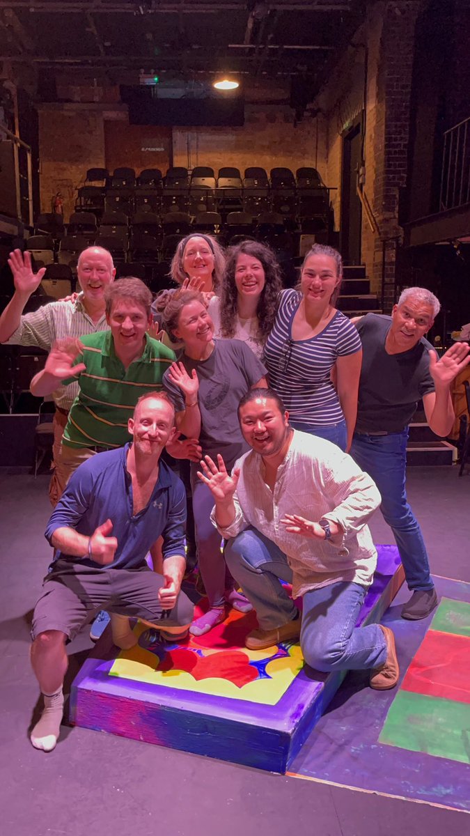 Barefoot_Opera tweet media