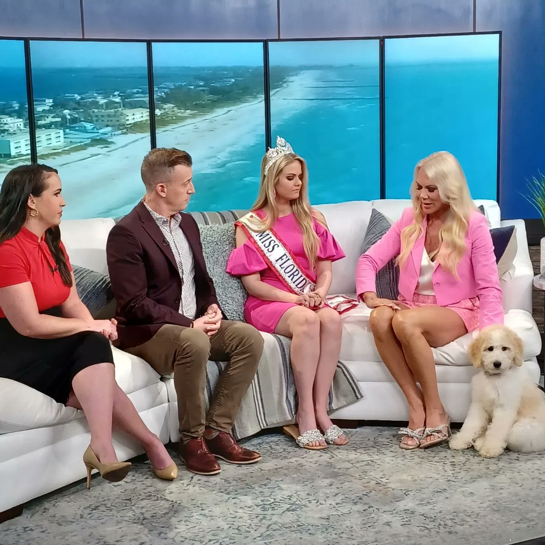 BarcellonaR's tweet photo. #ThrowbackThursday to my interview @mysuncoast for #abilitybeyonddisabilities and #floridadoodledogs !
It's always so amazing to give back to my community and give kids with disabilities their very own service dogs, too!
#servicedogs #dogs #cute #interview https://t.co/Wd6GmrgkaS