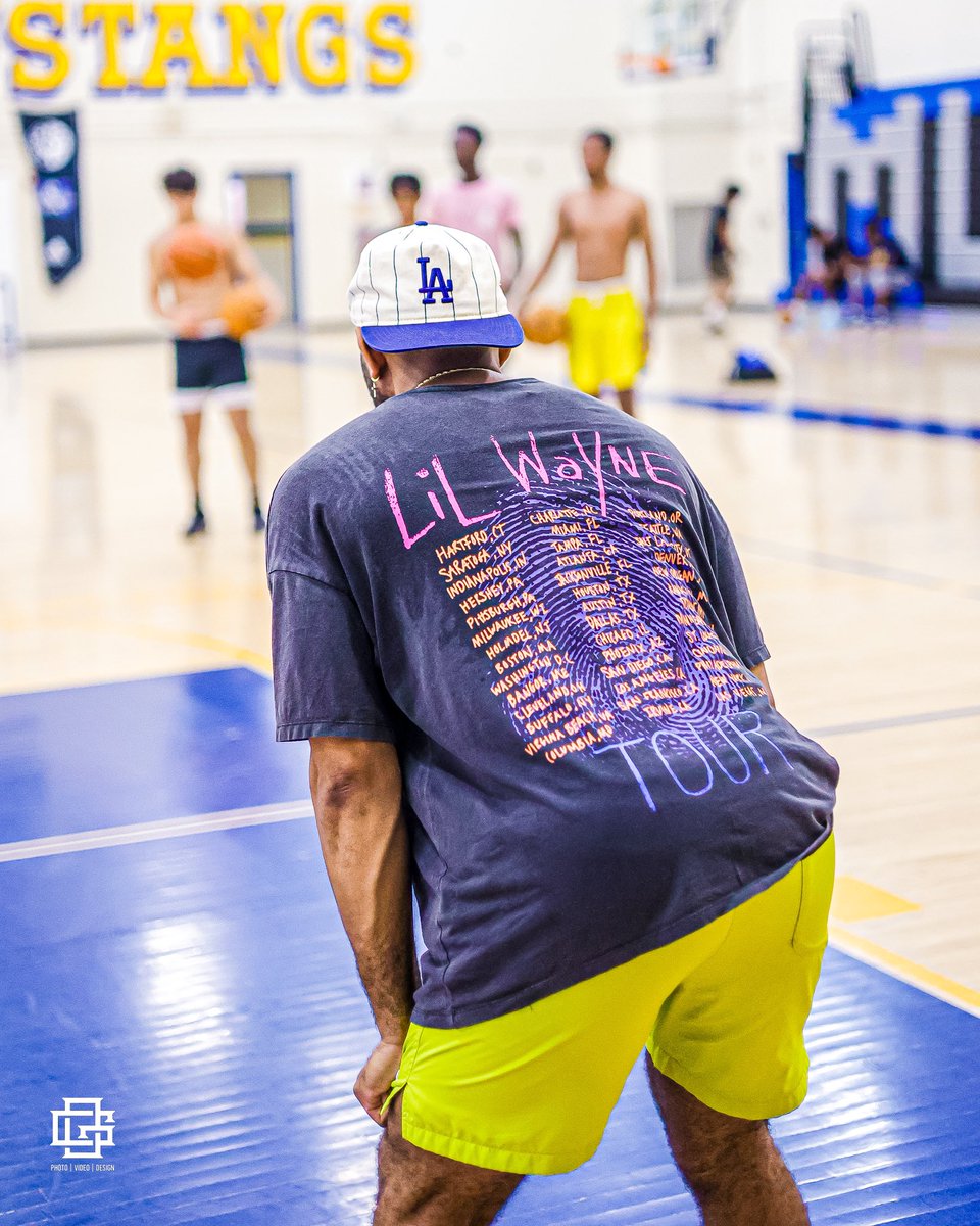 _OmarAGonzalez's tweet photo. It’s just work. 🌹
#TeamReg #Gonzaga #WhyNot #LaSalle #Narbonne #Dena
📸: #OGpro https://t.co/cRycp90qJ2