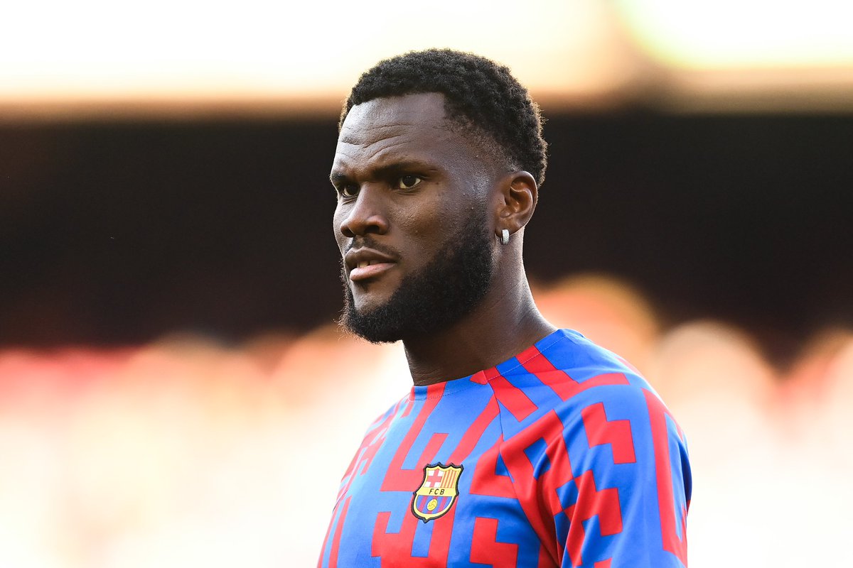 FabrizioRomano's tweet image. Al Ahli have just submitted official bid for Franck Kessié! Proposal arrived in Barcelona offices — €15m fee 🚨🇸🇦

Understand Kessié has accepted three year deal offered by Al Ahli, up to final details.

Deal very close, advancing also with Barça ready to sell Franck.