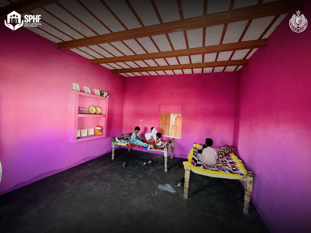 SphfOfficial's tweet photo. 🏠🌸 The House completed in Bajara Sehwan with the support of GoS. 

A heartwarming touch - the family preferred to make it pink, adding their personal touch to their new home!

#SindhPeoplesHousing https://t.co/VNuX9YQvmr