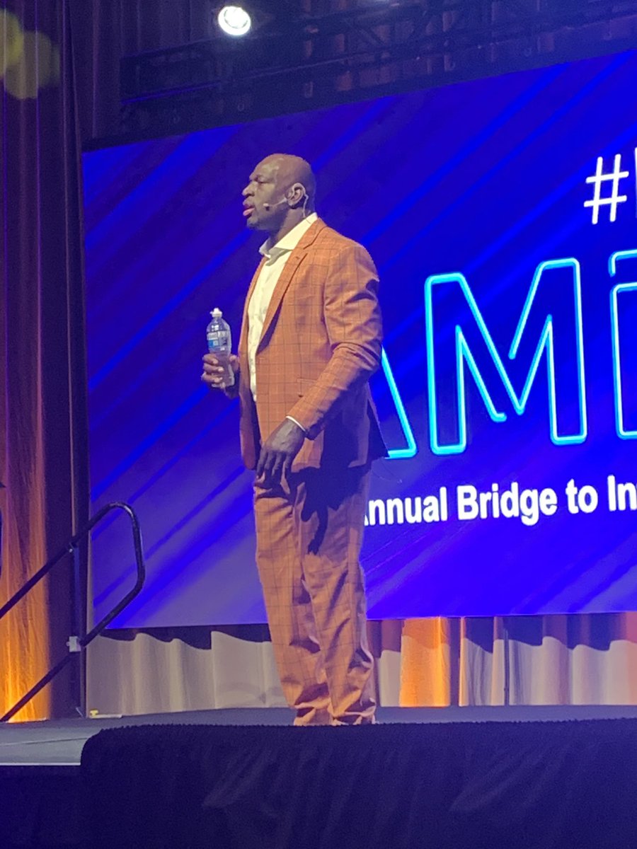 leegrant123's tweet photo. @BridgeConf 

Awesome keynote from Thaddeus Bullard 

#bridge23 https://t.co/kxW9XEhXYI