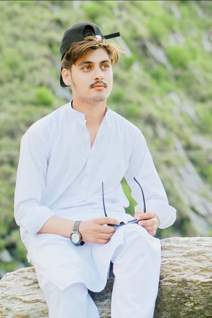 Ladla Khan (@ladla87580) on Twitter photo حضرت علی نے فرمایا :
جب آپ رب سے محبت کرتے ہیں تو وہ آپ کے دلوں میں صرف انہی لوگوں کو بسنے دیتا ہے جو آپ کی محبت کے قابل ہوتے ہیں
<a href="/SaeedAnp/">Saeed Anwar</a>
<a href="/CMShehbaz/">Shehbaz Sharif</a> حضرت علی نے فرمایا :
جب آپ رب سے محبت کرتے ہیں تو وہ آپ کے دلوں میں صرف انہی لوگوں کو بسنے دیتا ہے جو آپ کی محبت کے قابل ہوتے ہیں
<a href="/SaeedAnp/">Saeed Anwar</a>
<a href="/CMShehbaz/">Shehbaz Sharif</a>