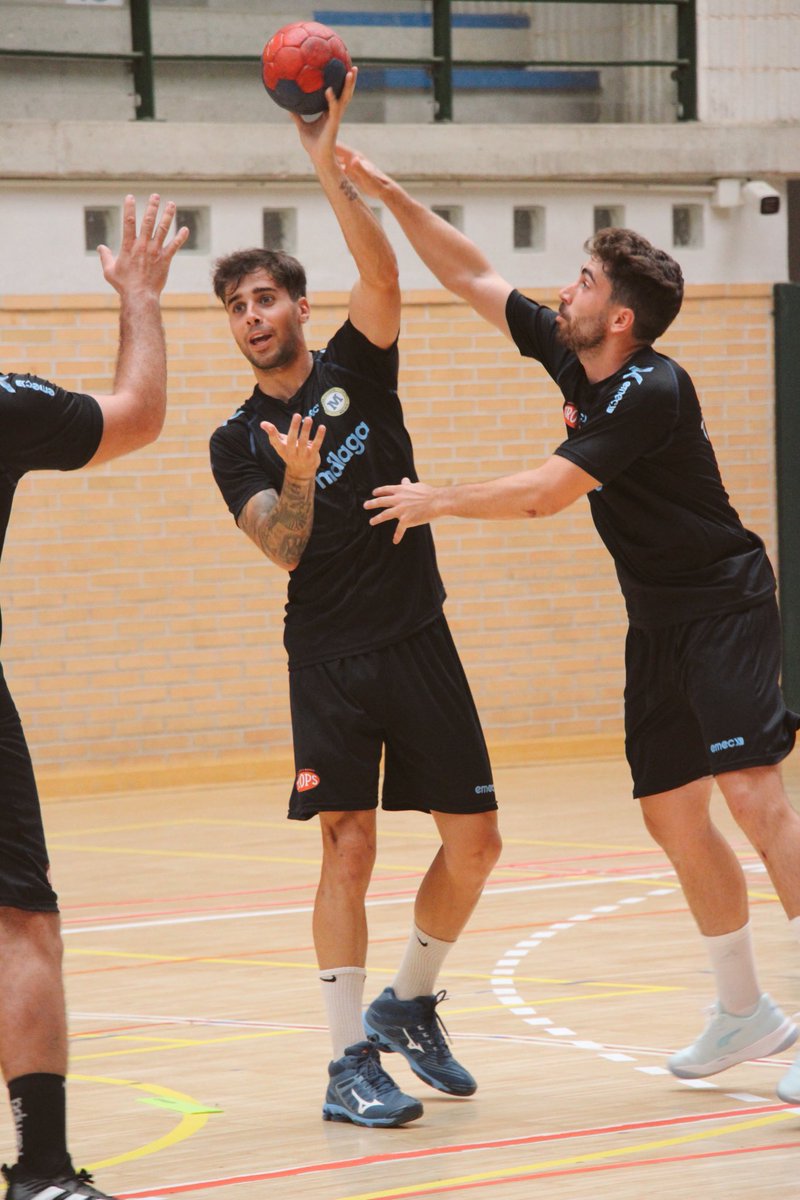 manudm10's tweet photo. 🤍 EMPEZAMOS 💙 
@BMCiudadDMalaga https://t.co/f2AD5rtG6x