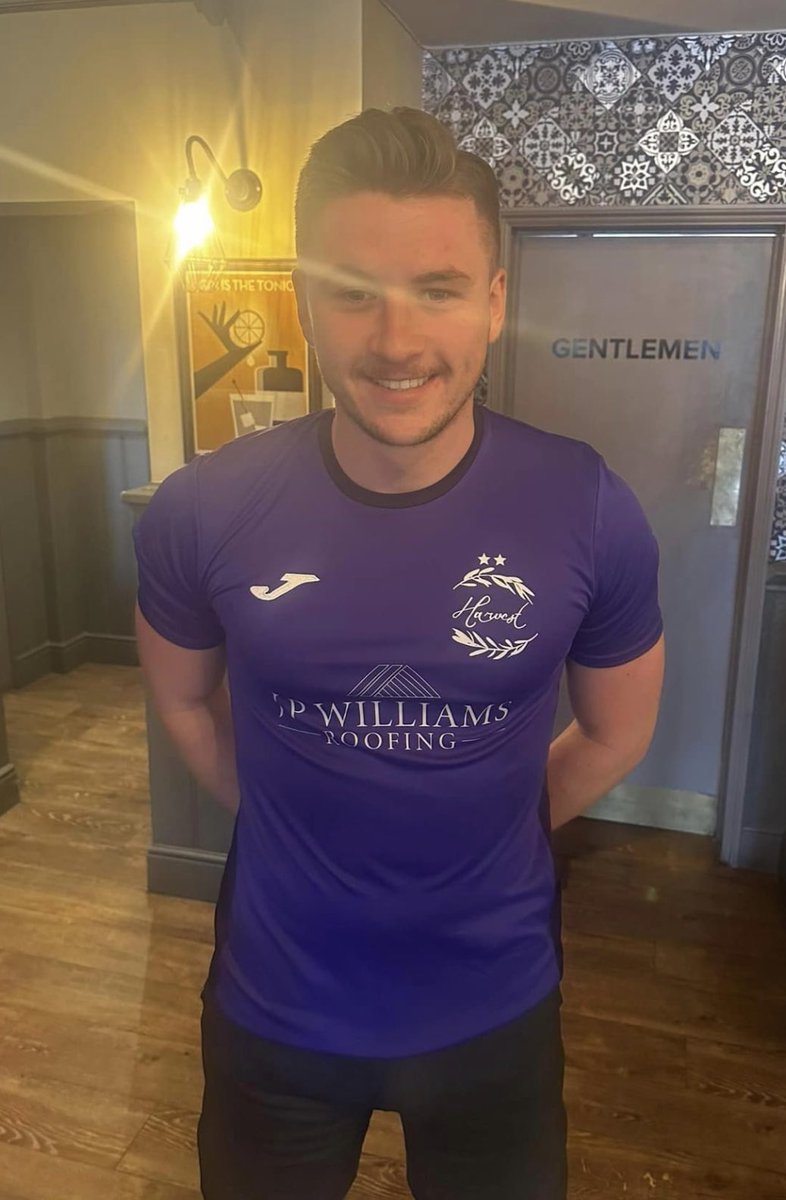 southseasportfc's tweet photo. Thank you to our model today @BayleyWhitcombe 

Who were delighted is staying with us for the upcoming season 💪 https://t.co/E1kxvzBcC9