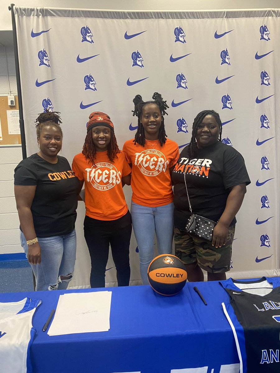 4CO STAFF would like to thank Manchester High School-GA, Makayla Gay, and Karma Singleton for entrusting us with their recruiting adventure. It took us four days to find six scholarship offers. When your statistics and talent match, it makes our job easier.  Cowley CC get ready!