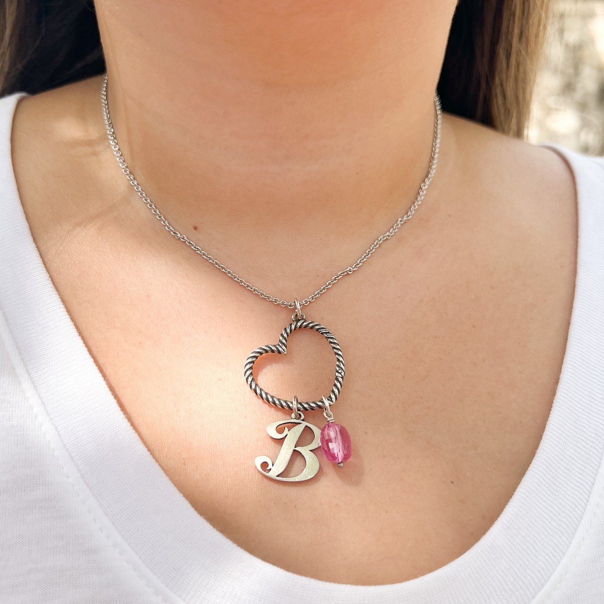 jamesavery's tweet image. Pink is our favorite color this summer, get our Changeable Heart Charm Holder Necklace FREE when you purchase two charms - offer valid through August 21. Shop the look and more at bit.ly/3KmZ1XC