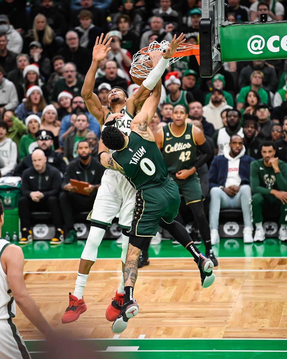 celtics's tweet photo. ⏸️ ➡️ ▶️

#BestOfNBA https://t.co/PFJRlR0s5k