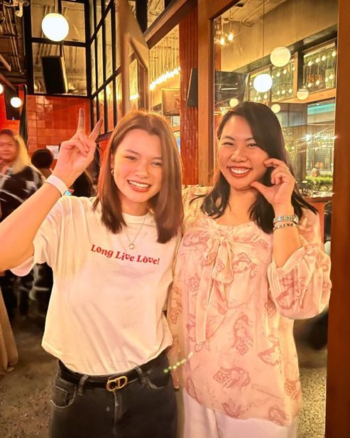 ChaengB24's tweet photo. I’m glad you are happy baby 🥰🥰 let’s enjoy tonight 😍 you deserve it!! Congratulations na ka @AngelssBecky https://t.co/To8vLFsUT0