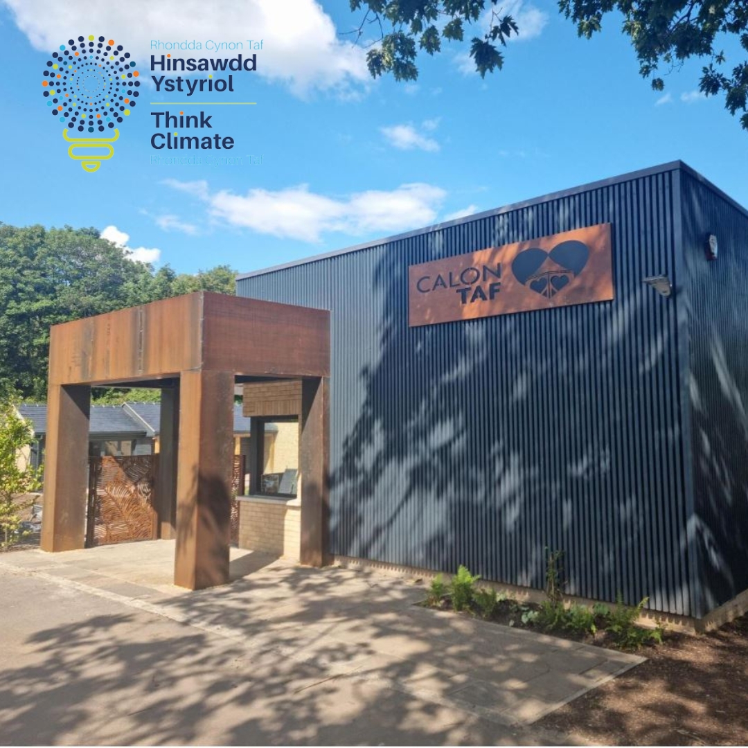 RCTCouncil's tweet photo. Every day we have the opportunity to help the planet with how we choose to eat🍽️
Join in the climate conversation at Calon Taf during the Big Bite for some climate friendly hints and tips with food, shopping and growing🌿
#ThinkClimateRCT https://t.co/JtnuKJ7HAc