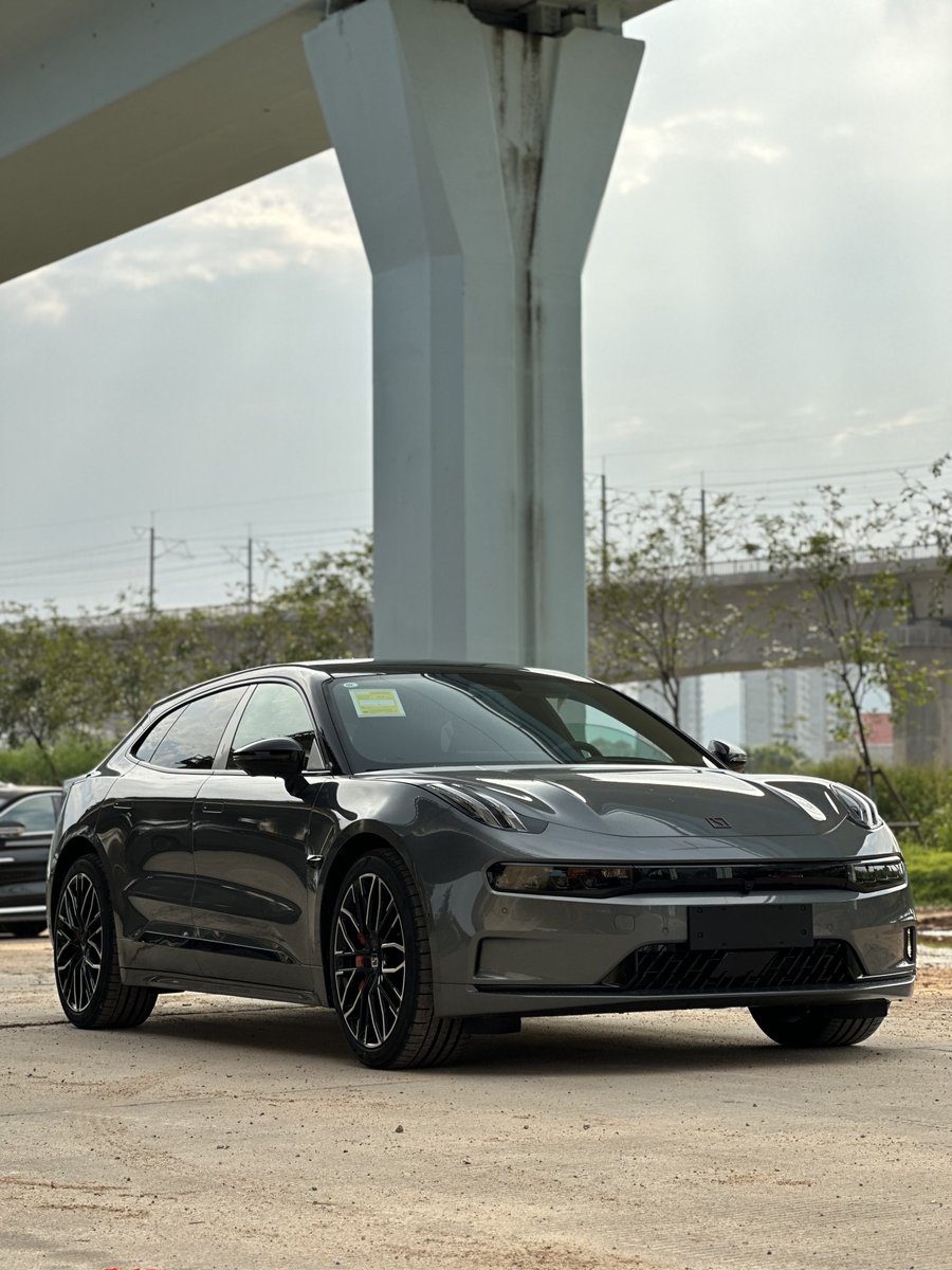 e123000123's tweet photo. New energy electric car🔋🔋🔋
Model: ZEEKR 001
CHINA Leading vehicle exporter. 
All models available, timely delivery worldwide.
Contact now for more info. 
☎️WhatsApp 18650100037
#Zeekr001
#export #worldwide #newenergyvehicles #B2B https://t.co/kgxXG4uhkF