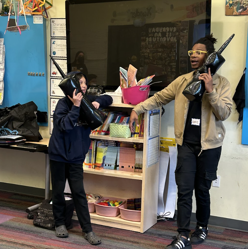 AdvotProject's tweet image. Hmmm... What do you think they're talking about?