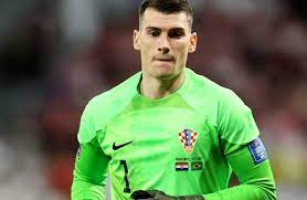 legend_obra's tweet photo. Navas - Livakovic
İki isimden hangisini tercih edersiniz? Neden?
Sizin kaleci adayınız kim?⬇️⬇️⬇️
#Fenerbahce #navas #livakovic #cengiz #tete #udoh #ArdaGüler #krunic #yagız #mert #king #ndombele #alikoc #besiktas #adana #transfer #sondakika https://t.co/vmo7Cg1G9E