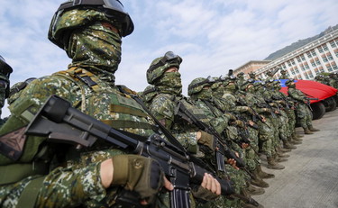 tempoweb's tweet photo. Allarme "#talpe cinesi" nell'esercito a #Taiwan. Scatta il controspionaggio? #3agosto #iltempoquotidiano #Cina #spie  https://t.co/iFUoMJmU5N https://t.co/7LUJb2hz7j