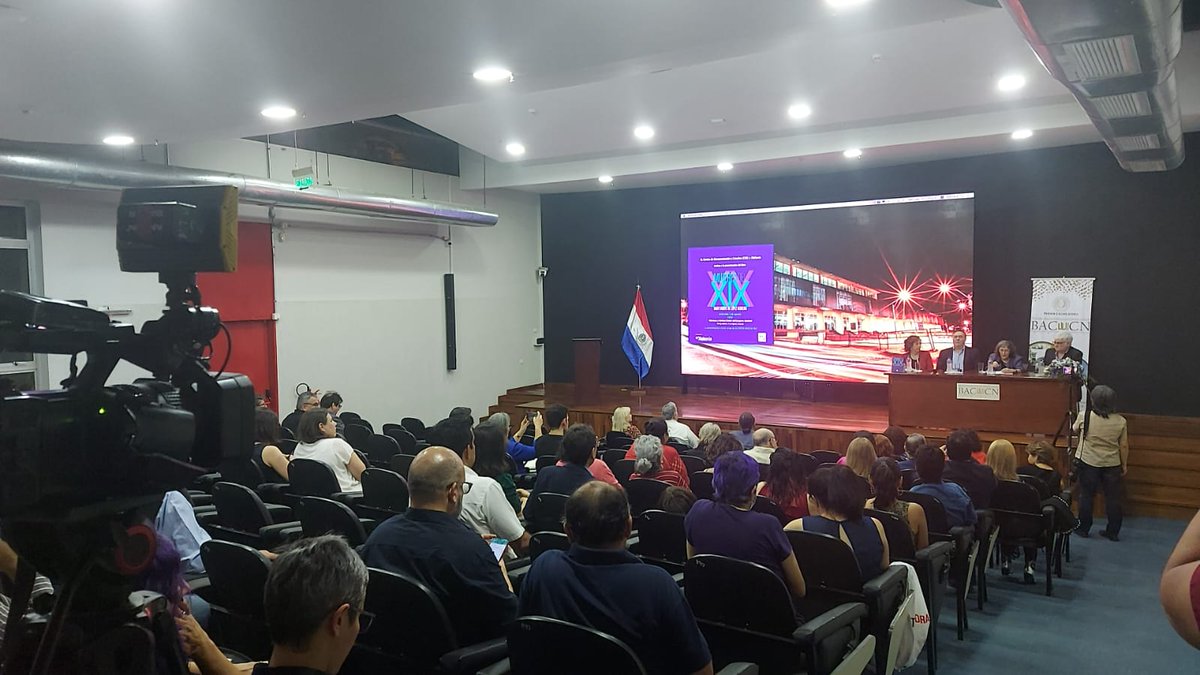 baccnpy's tweet photo. Presentación del libro de "Mujeres del XIX", autoría de Mary Monte de López Moreira.
Lanzamiento llevado a cabo en el salón auditorio de la Biblioteca del Congreso Nacional.
.
#baccnpy #BibliotecadelCongreso #comunicacionbaccnpy #baccnpy2023 https://t.co/JR45ECUEvZ