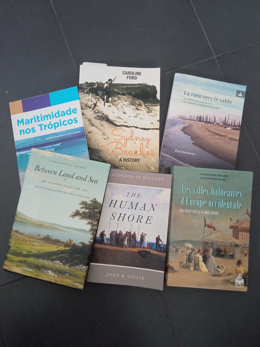 Summer time in Portugal. Most of my fellow citizens moved to the closest beach. I'm also dedicated to the coastline, but without really being there. At the computer writing when I should be doing fieldwork!..
@DunesHistory 
#CoastalHistory