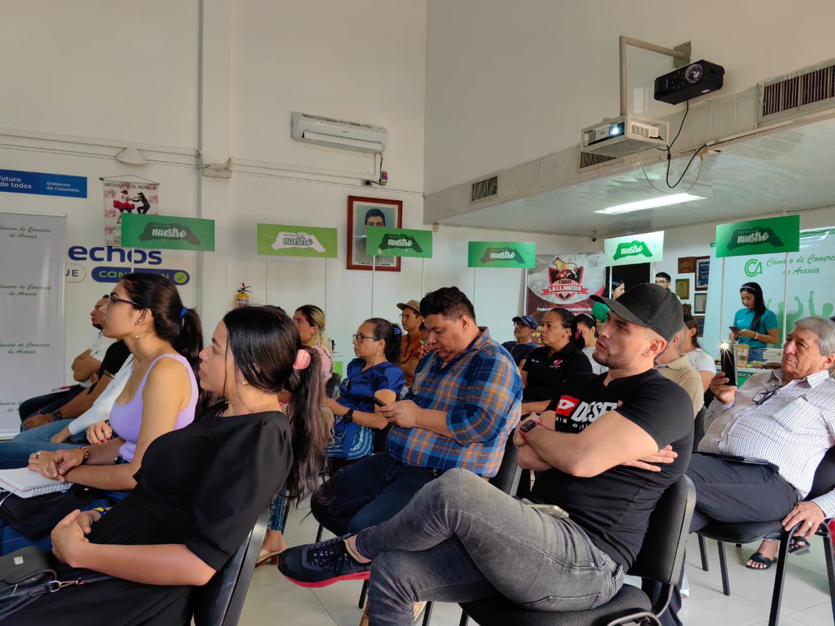 artesaniasdcol's tweet photo. 2. Evento organizado por @MincomercioCo  en apoyo con @PROCOLOMBIACO  @Bancoldex #ColombiaDestinoDePaz  #EconomiaPopular #IntegracionParaElDesarrollo https://t.co/ulJCtKXxs9