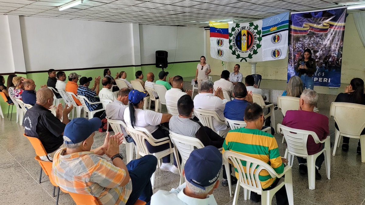 En Maturín con la Dirección Regional del partido y Secretarios Generales Municipales. Organizandonos para la victoria, porque con estructura, constancia y trabajo lo haremos posible. #DemosElPrimerPaso🇻🇪 #RecorriendoMonagas