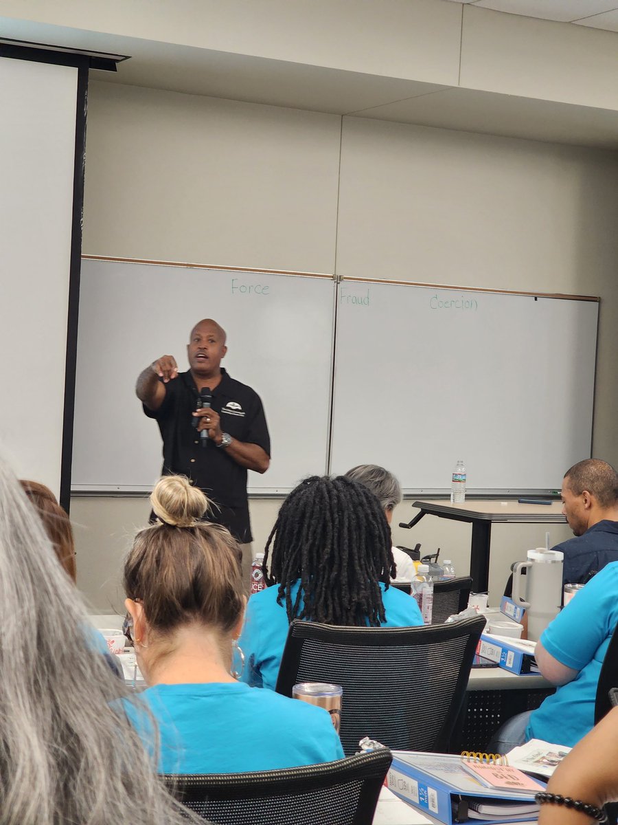 IHSCOUNSELDPT's tweet photo. Thank you @DrJhodge1906 for coming to the speak the @IISDCounseling today. It was a joy to here your speech on Social-Academic-Moral-Education. #YouCanGetInTheWay https://t.co/ZuEptbMtpX