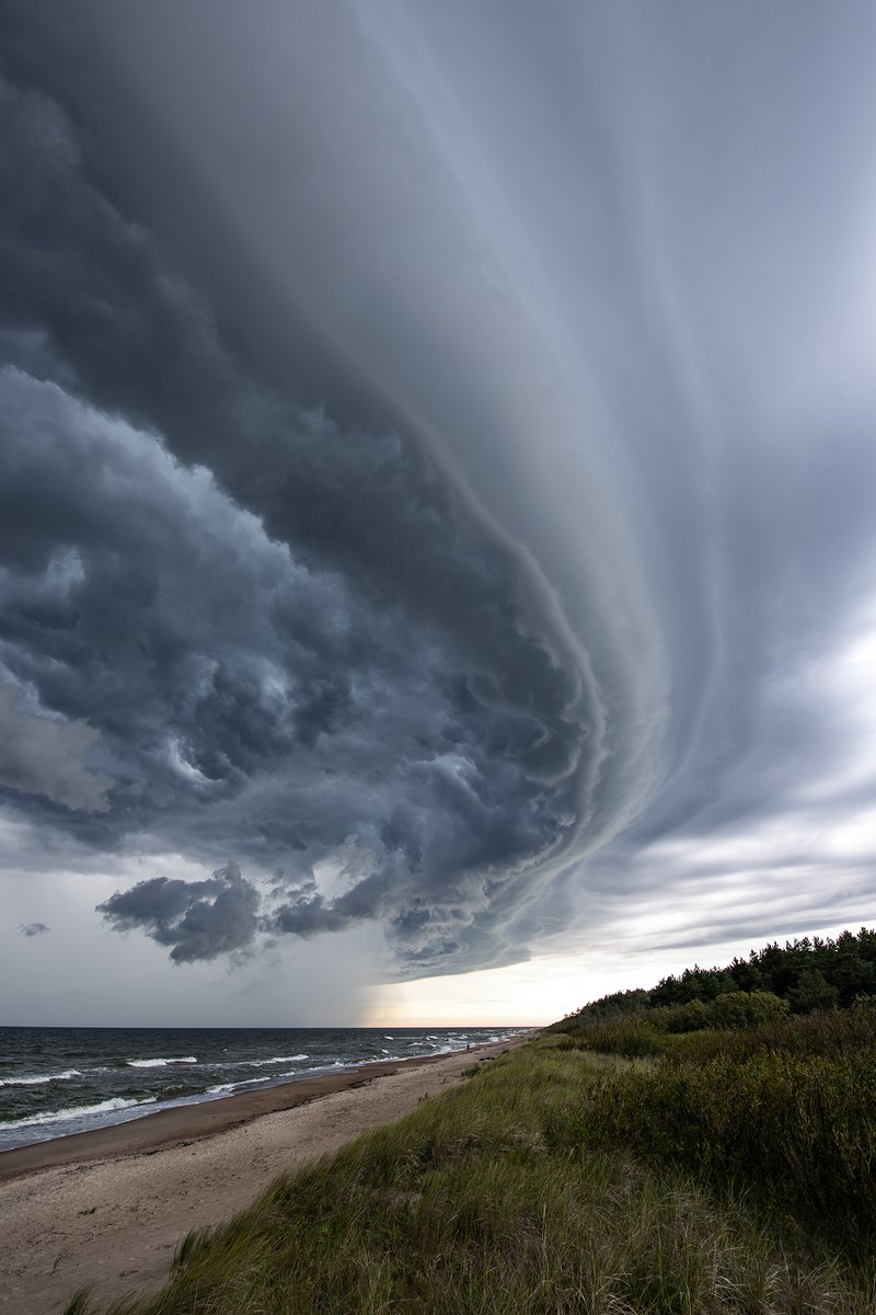 Pape.
03. VIII. 2023.