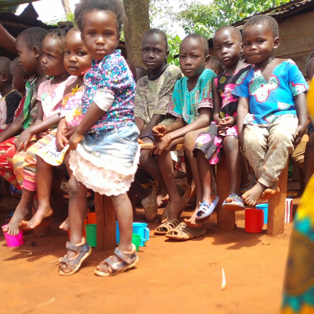 Hunger is very real please ...! Let's join together and save the children from hunger ?
When you feed the hungry , means feeding your heart ❤️
Please brothers and sisters , we kindly request upon for ur generous support of food towards these little innocent souls👉link in our bio