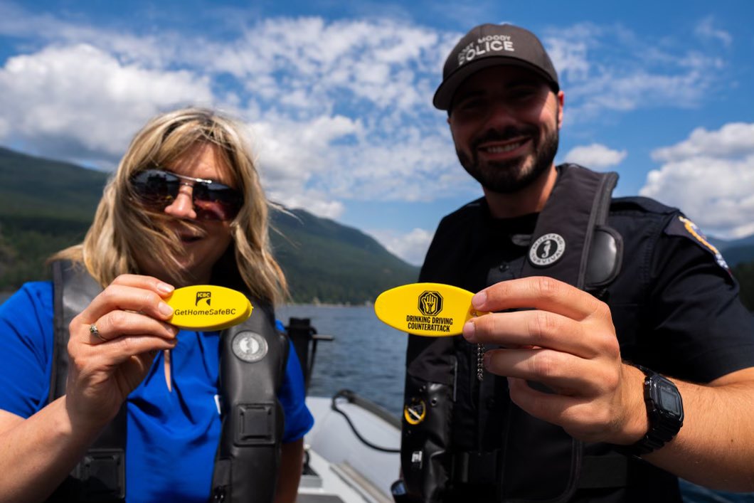 Whether you’re out boating, at your friends place, or your favourite restaurant, planning ahead is the key to preventing impaired driving. How do you prefer to #GetHomeSafeBC? 🚗 🚌 🚕  Learn more: ow.ly/1uxp50LUuBX