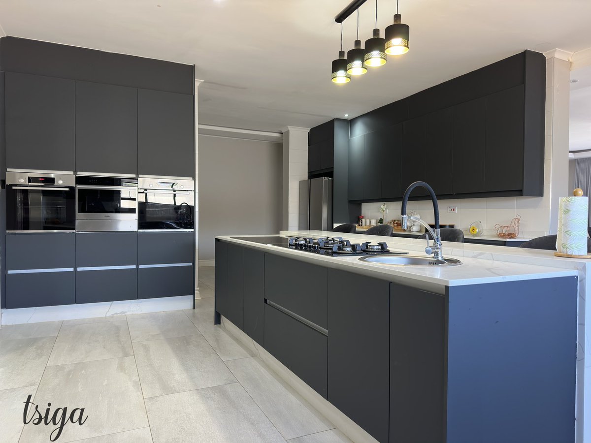 DesignsTsiga's tweet photo. Call Tsiga Designs today to live your kitchen goals in real time
+263771679024
.
.
.
.
.
.
.
.
.
.
.
.
.
.
#blackkitchen #kitchenisland #countertops #kitchensofinstagram #kitchensofinsta #kitchensofig #kitchendesign #kitchenremodel #kitchencabinets #blacksupermatte #interiordes https://t.co/yIgG3GI1Ei