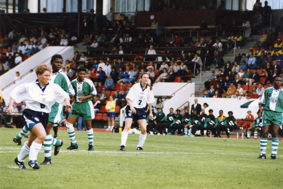 Theransomesport's tweet photo. Head to head #NGA v #ENG
1995; #FIFAWWC #ENG 3-2 #NGA Adaku Okoroafor & Rita Nwadike goals not enough.
2002; Fr #ENG 0-1 #NGA Omagbemi lone strike in Norwich.
2004, Fr #ENG0-3 - Rita Nwadike’s goal & a brace from Perpetua Nkwocha as Falcons soar in Reading.
2023 https://t.co/49oKAdHIRC