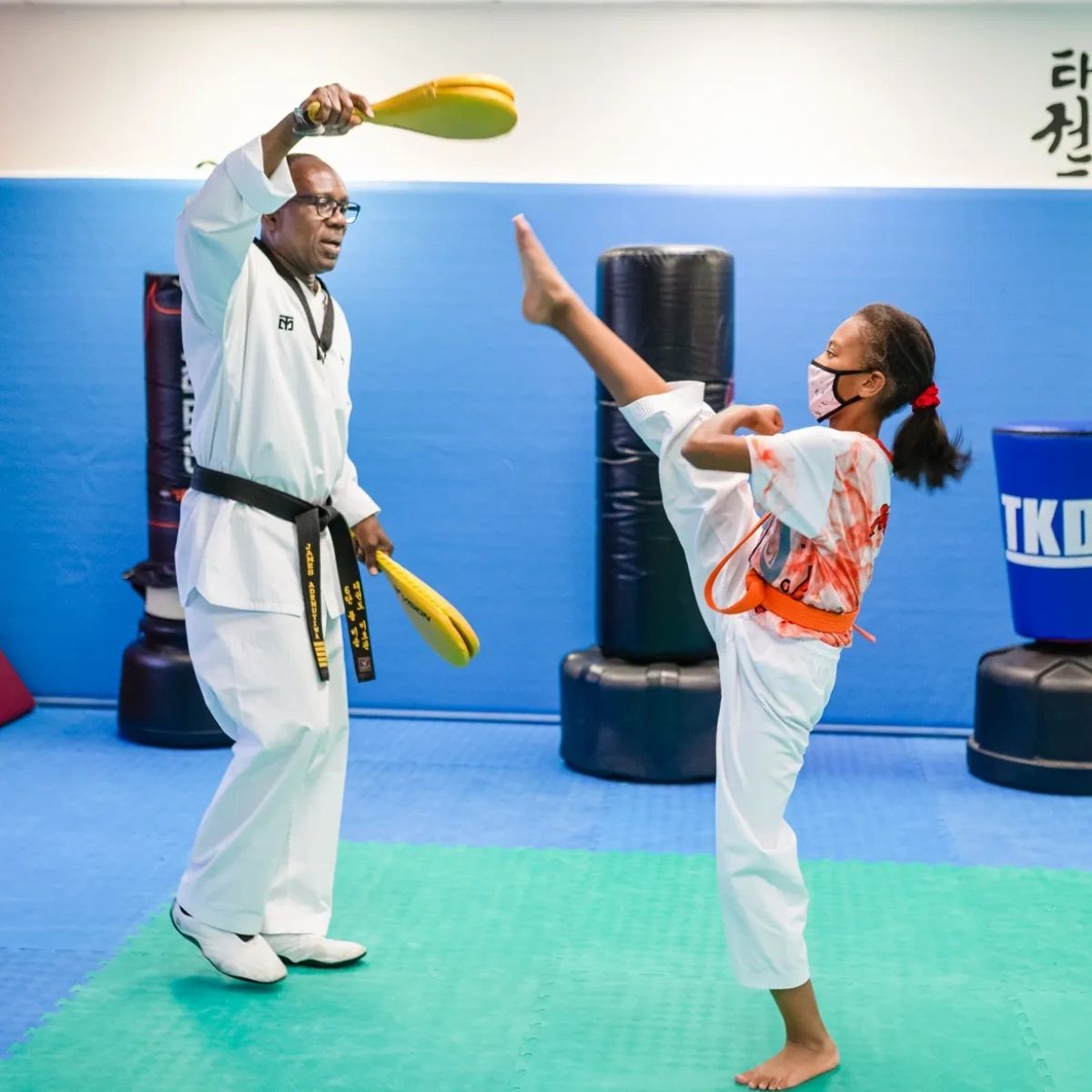 masterjimtkd's tweet image. Did you know? Practicing Taekwondo helps improve your balance and coordination! Not only will you become more physically fit, but you'll also enhance your overall body control. #BalanceAndCoordination #FitnessGoals #RioRancho