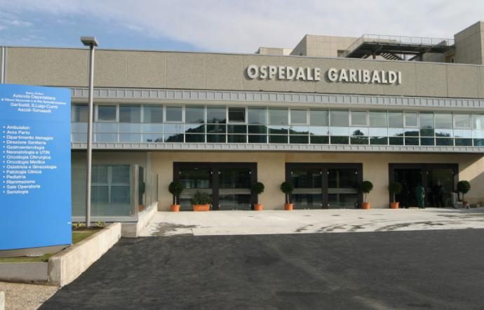 ilSicilia's tweet image. #Cronaca #caduta Cerami, bimbo di 10 anni cade da cavallo: prognosi riservata dlvr.it/St8jp1