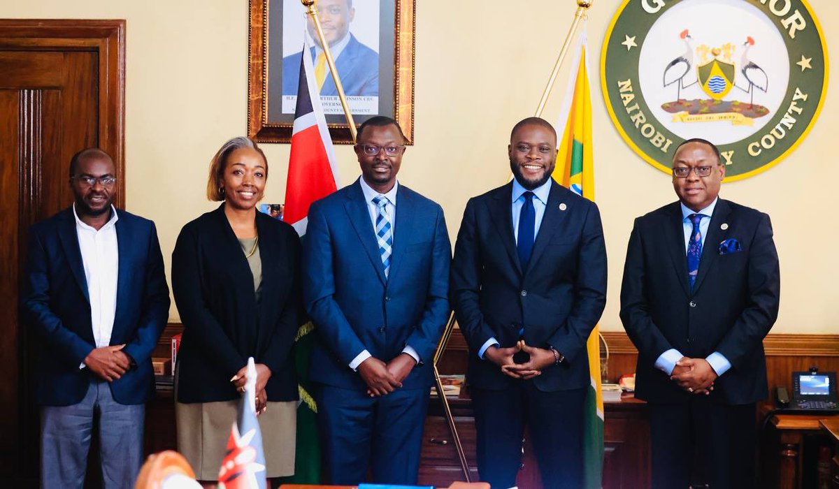 JNjorogeMuchiri's tweet photo. Gov @SakajaJohnson and I met with Eric Momanyi, Senior Programs Officer, Global Policy and Advocacy for Water, Sanitation, and Hygiene at the Bill &amp; Melinda Gates Foundation, and Nairobi Rivers Commissioner Eva Muhia on Water and Sanitation initiatives for the people of Nairobi. https://t.co/Yo1bvAU4uG