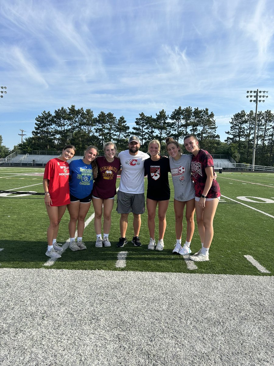 Addi Van Zee tweet media