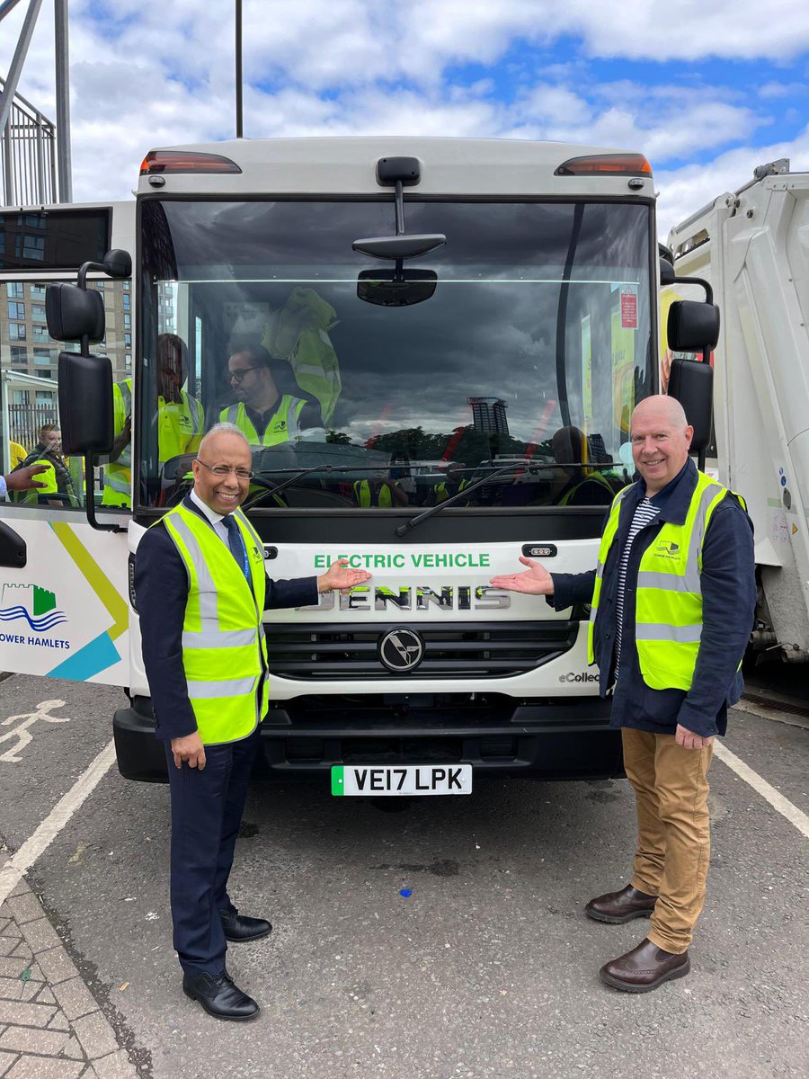 LutfurRahmanTH's tweet photo. 1/ Last year, I declared a waste emergency in Tower Hamlets. 

This wasn’t gesture politics - it was a statement of intent to clean up our borough.

We still have a long way to go but we’ve started by redesigning the service from within. https://t.co/HCaImq5x7V