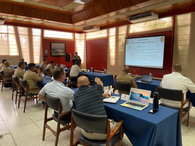 httpspbstwimgcommediaF2nuZOQXoAAoocKformatjpgnamesmall