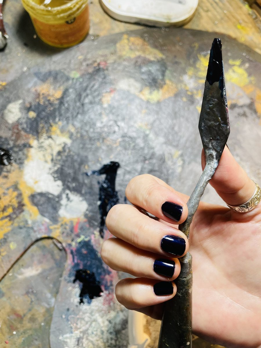 Vivianolala's tweet photo. La pequeña felicidad de que tu color de uñas coincida con tu paleta.
#ColorJunkie https://t.co/KOLTLVao0c