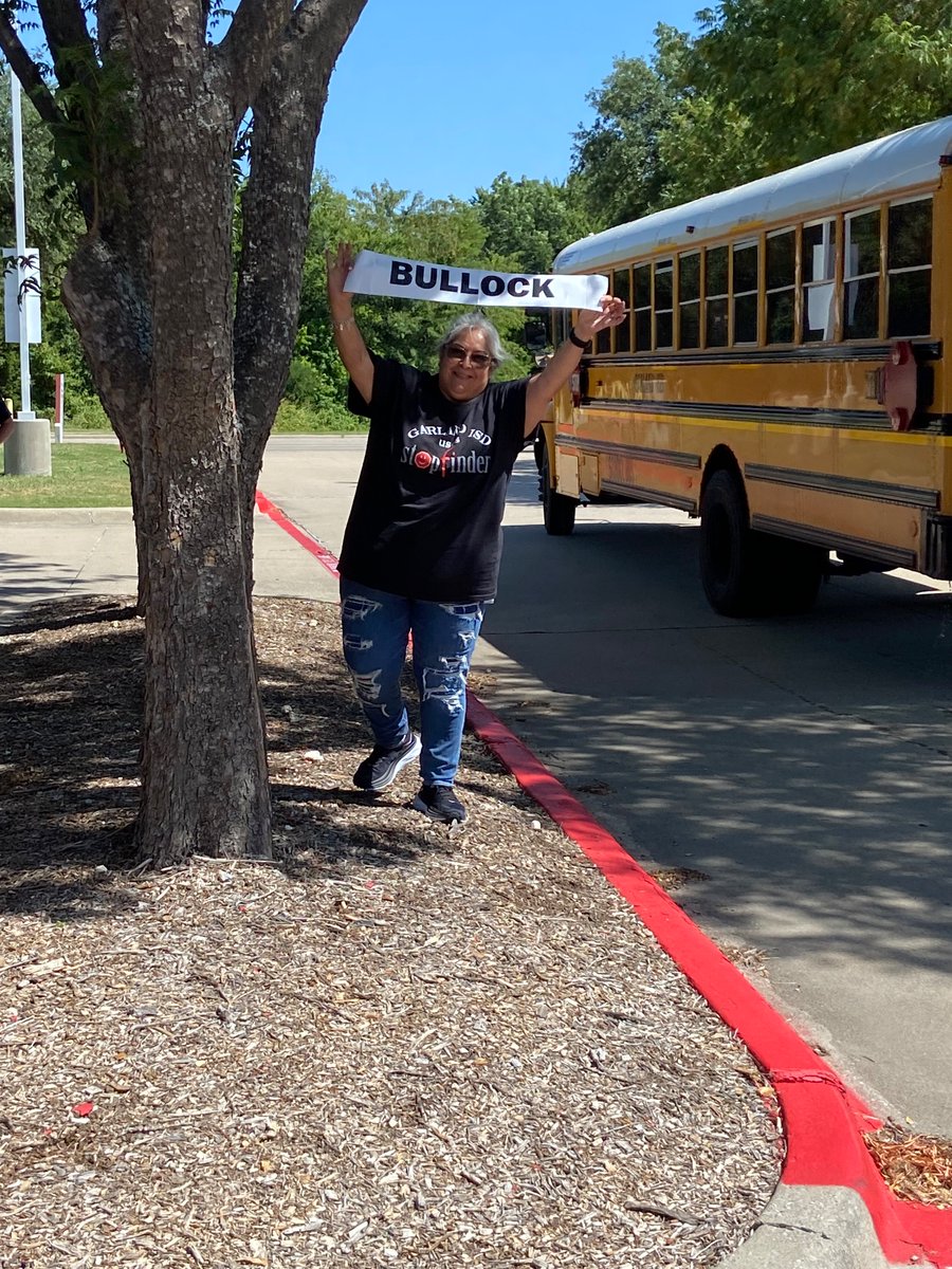 How do <a href="/Bullock_Bears/">Bullock Elementary</a> look so good and magical? Magicians don’t reveal their secrets but in the spirit of collaboration: we’re the #gisdeffect and we’re the magic.
Great convocation <a href="/gisdnews/">Garland ISD</a>!