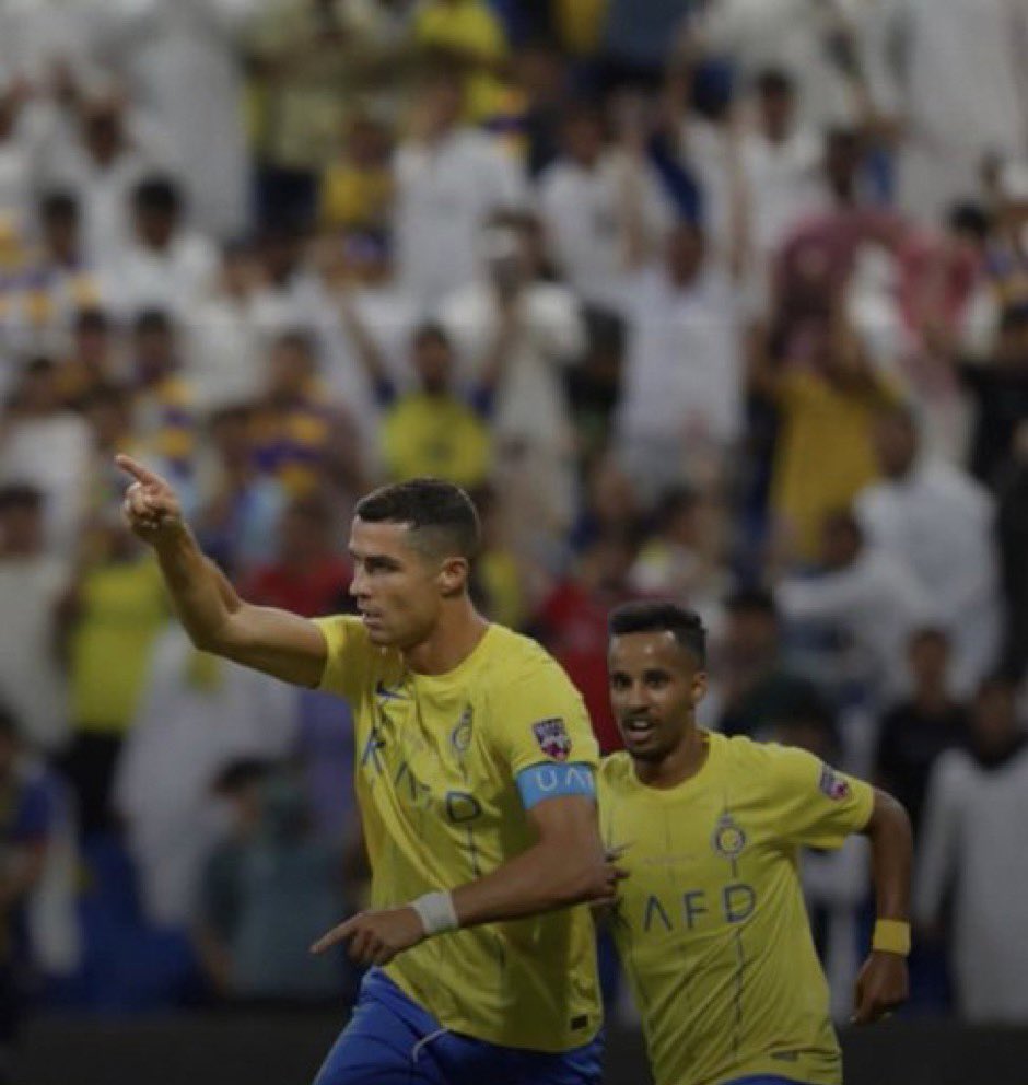 بمناسبة تأهل النصر الى الدور الربع النهائي 
بطوله كأس #الملك_سلمان_بن_عبدالعزيز 
حفظه الله ورعاه 

هدية الى متابعيني 💵

السحب من الرتويت 

بالتوفيق للجميع 

 #النصر_الزمالك
#عميد_العالمية
