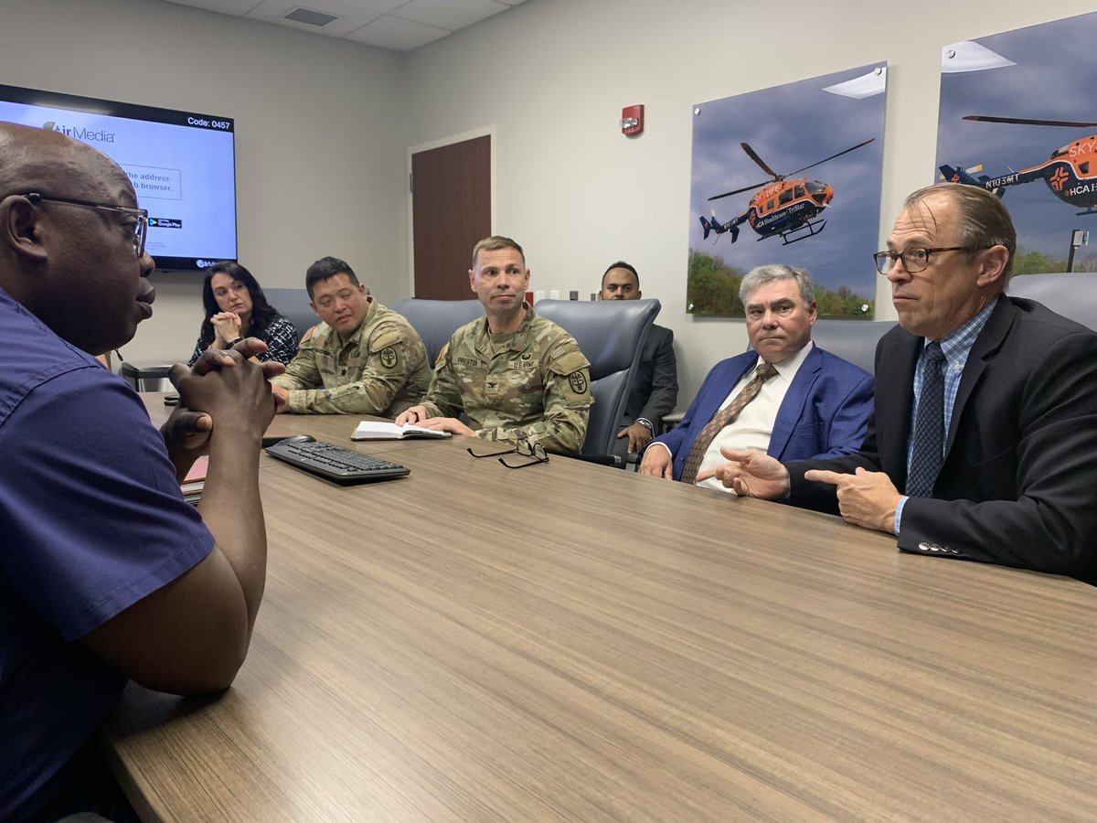 BACH_Healthcare's tweet photo. @DoD_DHA‘s Dr. Brian Lein &amp; Rob Goodman joined BACH’s COL Sam Preston, LTC F. Bacomo, &amp; Brandi Johnson at Skyline Medical Center to meet Trauma Chief, Dr. Darrell Hunt, and discuss how BACH surgeons and PAs support readiness by using their skills at Skyline Trauma. https://t.co/hLezx1cyRS