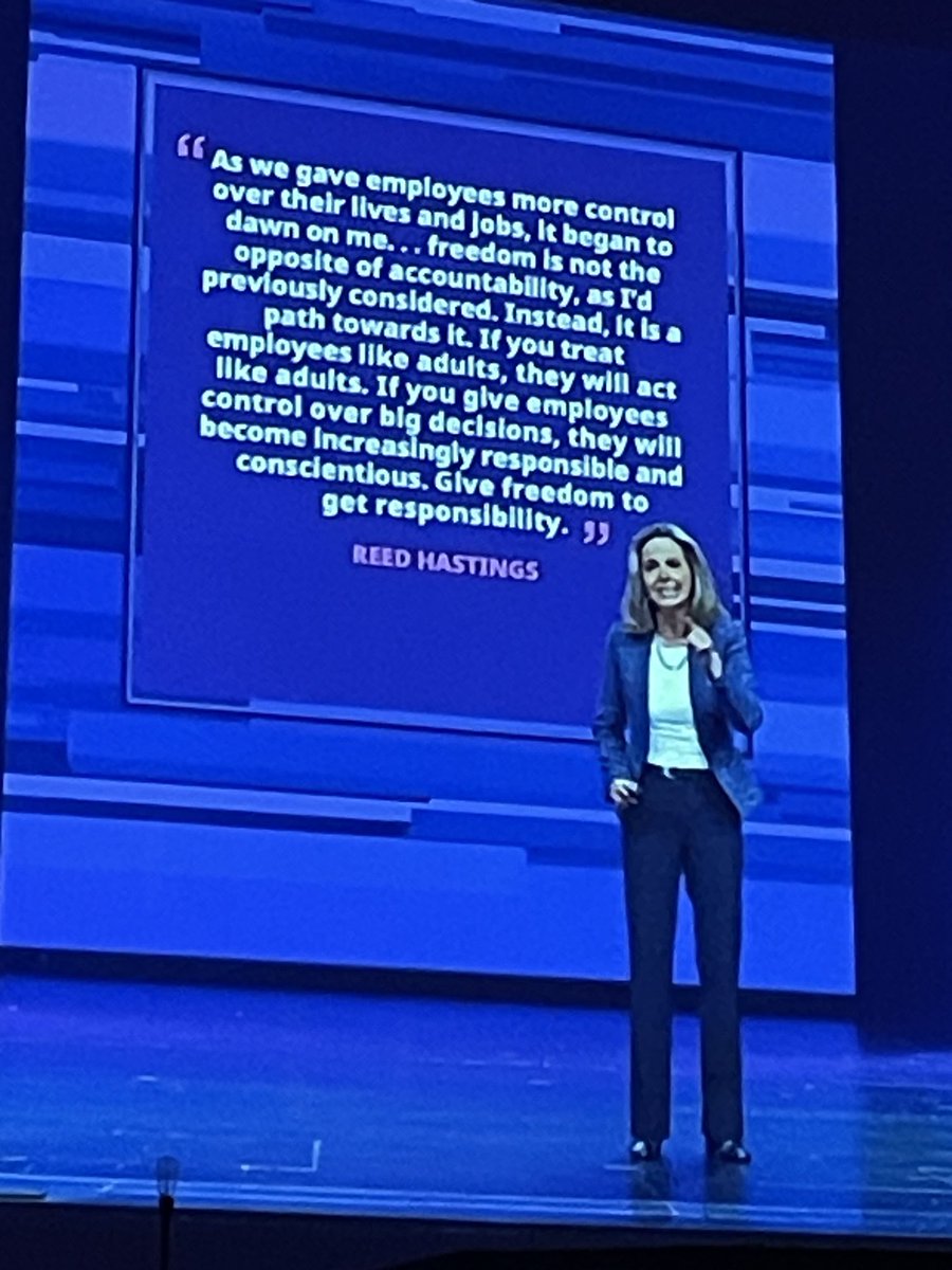 DJamesReichard's tweet photo. #NoRulesRules
@ErinMeyerINSEAD did a nice job during the 2nd #GLS23 session sharing the @netflix Experiment.
TAKEAWAY:
Performance is contagious.
Poor performance is especially contagious!
Thank you for hosting #MessiahMidland ! https://t.co/yVmg0IWIjz