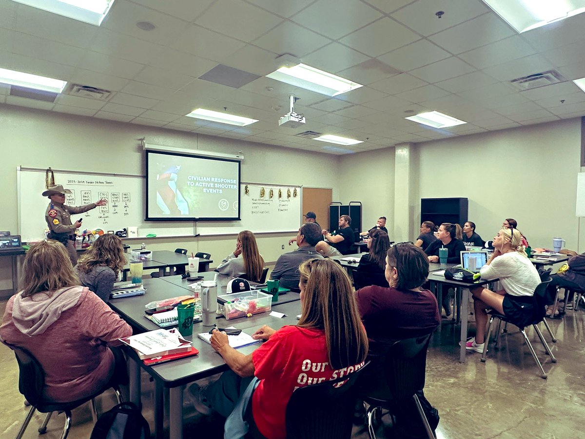 ComalPhysED's tweet photo. Day 1 of Comal U with the K-5 PE and Health team! Team workshop and supporting safety in the gym environment. Thank you @TxDPS for helping support our learning! #ComalU2023 #WholeChildChampions #ComalFit https://t.co/pXbx0bWaWy