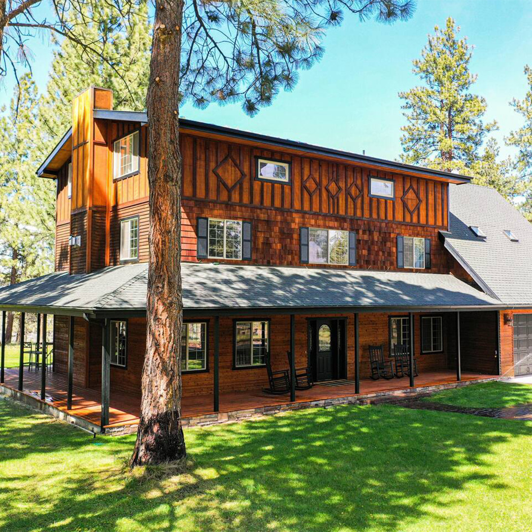 Mission22's tweet photo. The #Mission22 Farmhouse is the perfect place to gather with family, host a corporate retreat, and escape from it all. Learn about this unique way to support M22 programs: https://t.co/MUSKqMdEmA
#FamilyHealing #PostTraumaticGrowth #UnitedWeHeal #Airbnb #SunriverOregon https://t.co/vcSDA9u3uE