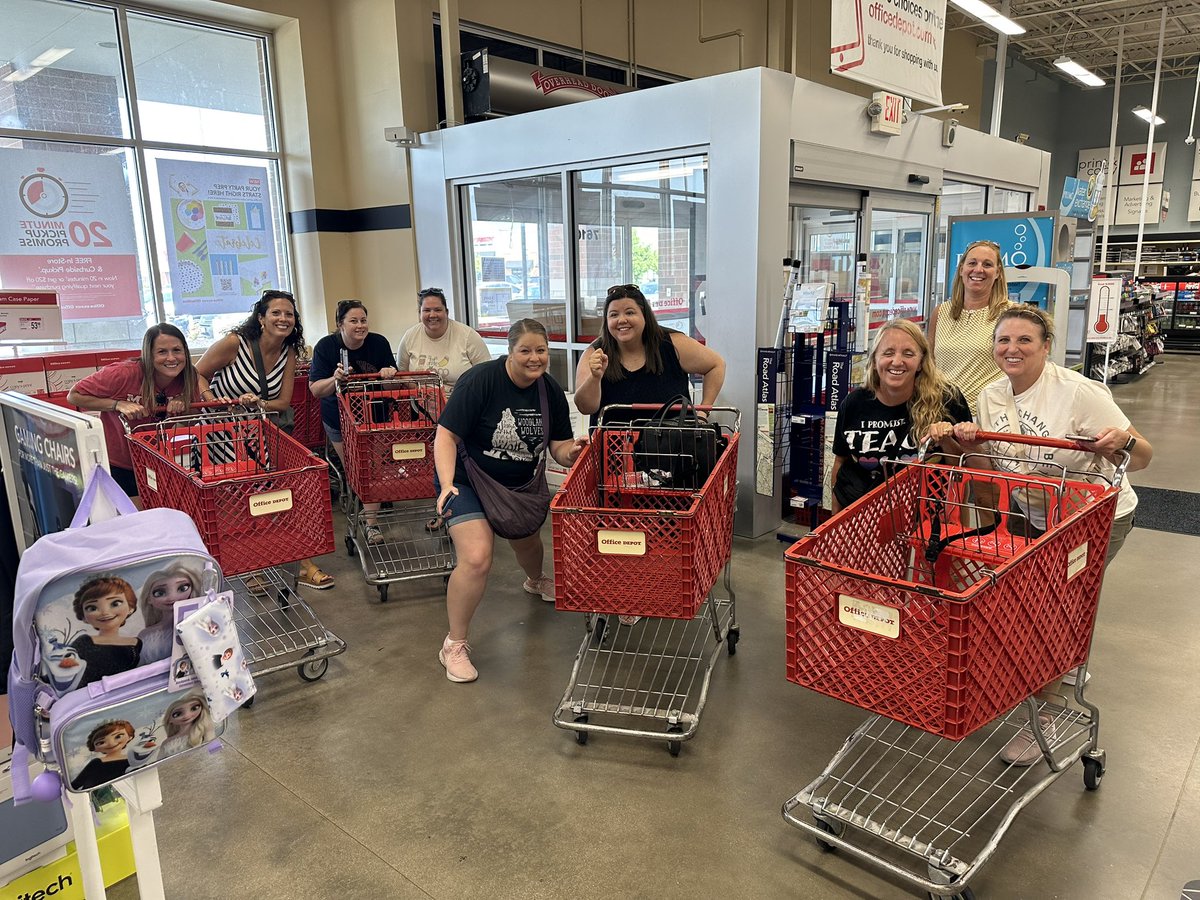 wolvestweet's tweet photo. Woodland BLT getting ready to lead and support their teams with SUPERMARKET SWEEP courtesy of the VOA @officedepot. Thank you to them and our community’s support to get school supplies for our teachers and students! #packpride https://t.co/hasDDsacyi