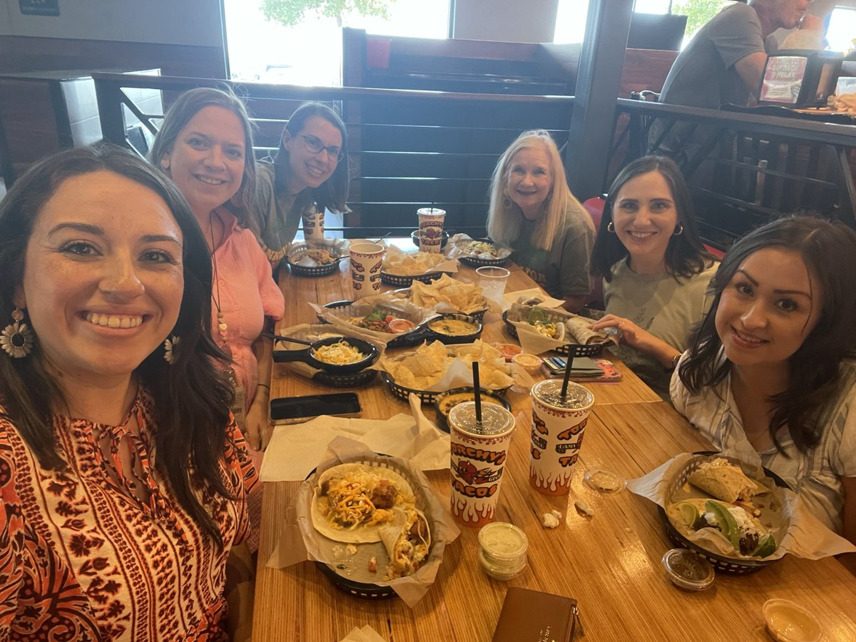 I had the best time doing a scavenger hunt with my team today! Thank you @StarkPrincipal for letting us have some time to have fun together for our first day back.